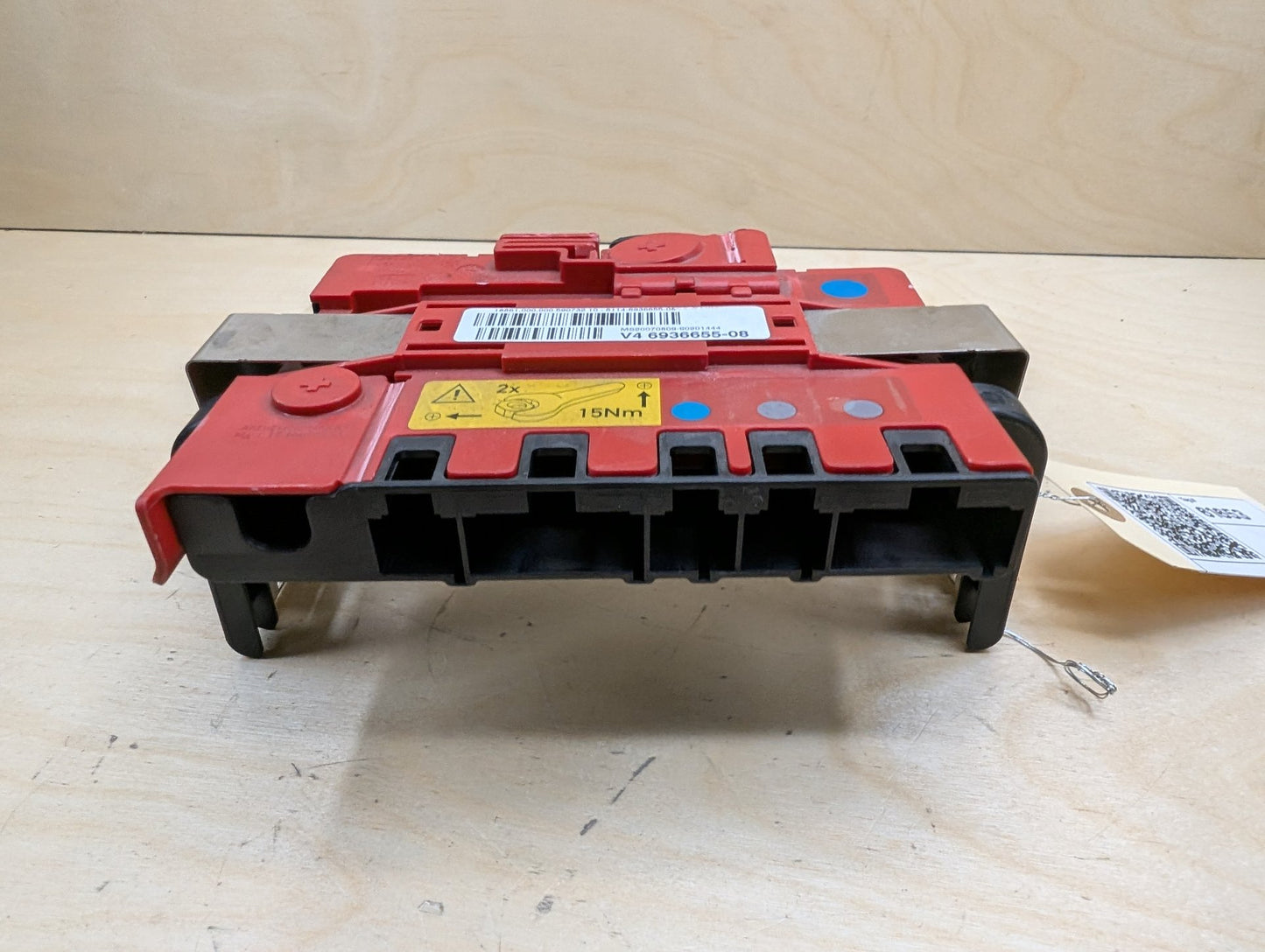 OEM BMW E82 E88 E90 E92 Battery Power Junction Distribution Fuse Box Voltage