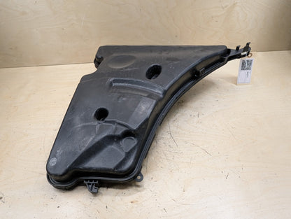 OEM BMW G12 G30 540 M550 750 M760 Windshield Wiper Washer Reservoir Tank Pump