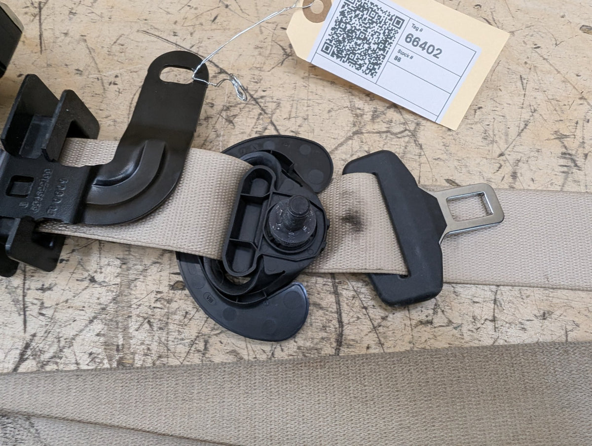 2019-2026 BMW 330i G20 Front Right Passenger Seatbelt Seat Belt Retractor 7496306 OEM