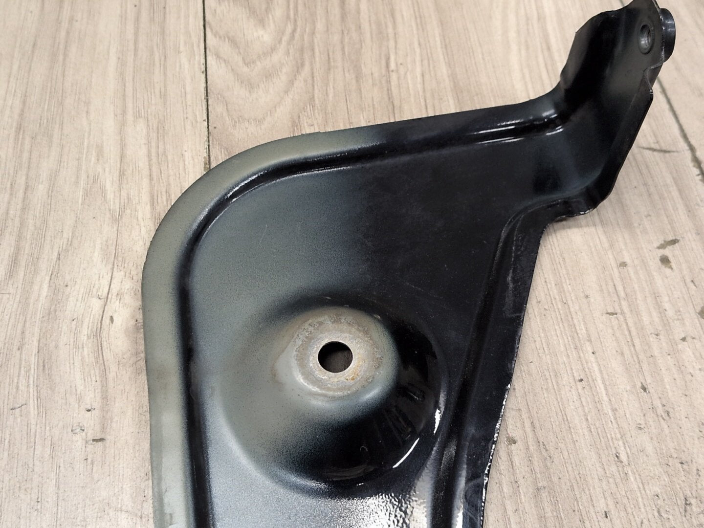 2019 - 2026 BMW X5 G05 Front Left Driver Fender Brackets SET 7418279 N63B44M3