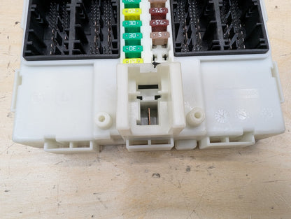 2015-2019 BMW X6 F16 Bdc Body Domain Fem Control Module 6808573