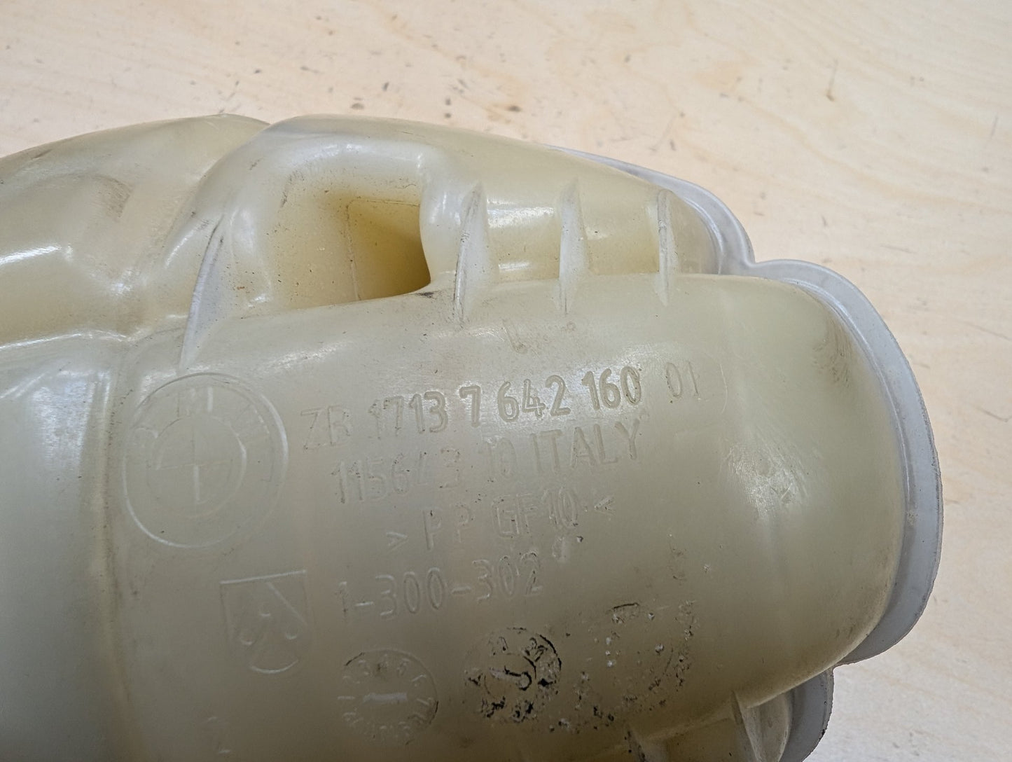 2012-2018 BMW 335i F30 Coolant Expansion Tank Reservoir 7642160