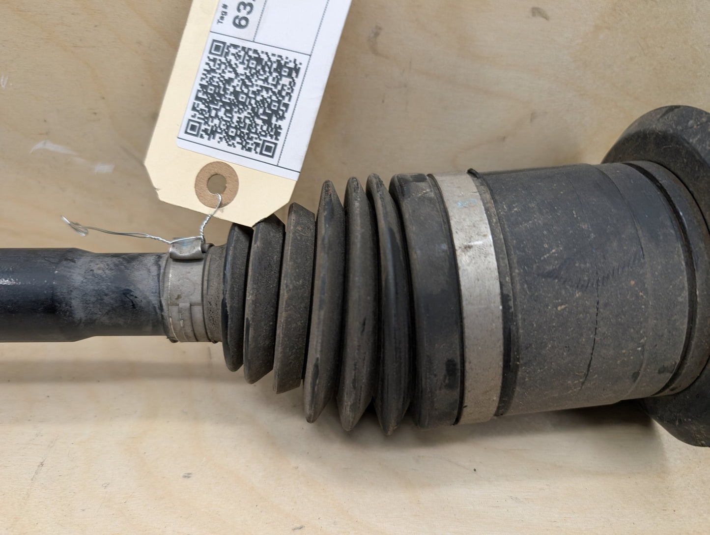 2012-2018 BMW 328i F30 Rear Right Passenger Half Shaft Output CV Axle 7637444