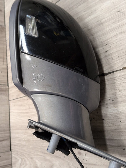 2004-2010 BMW M6 E64 Front Right Passenger Side Mirror Assembly 7906350
