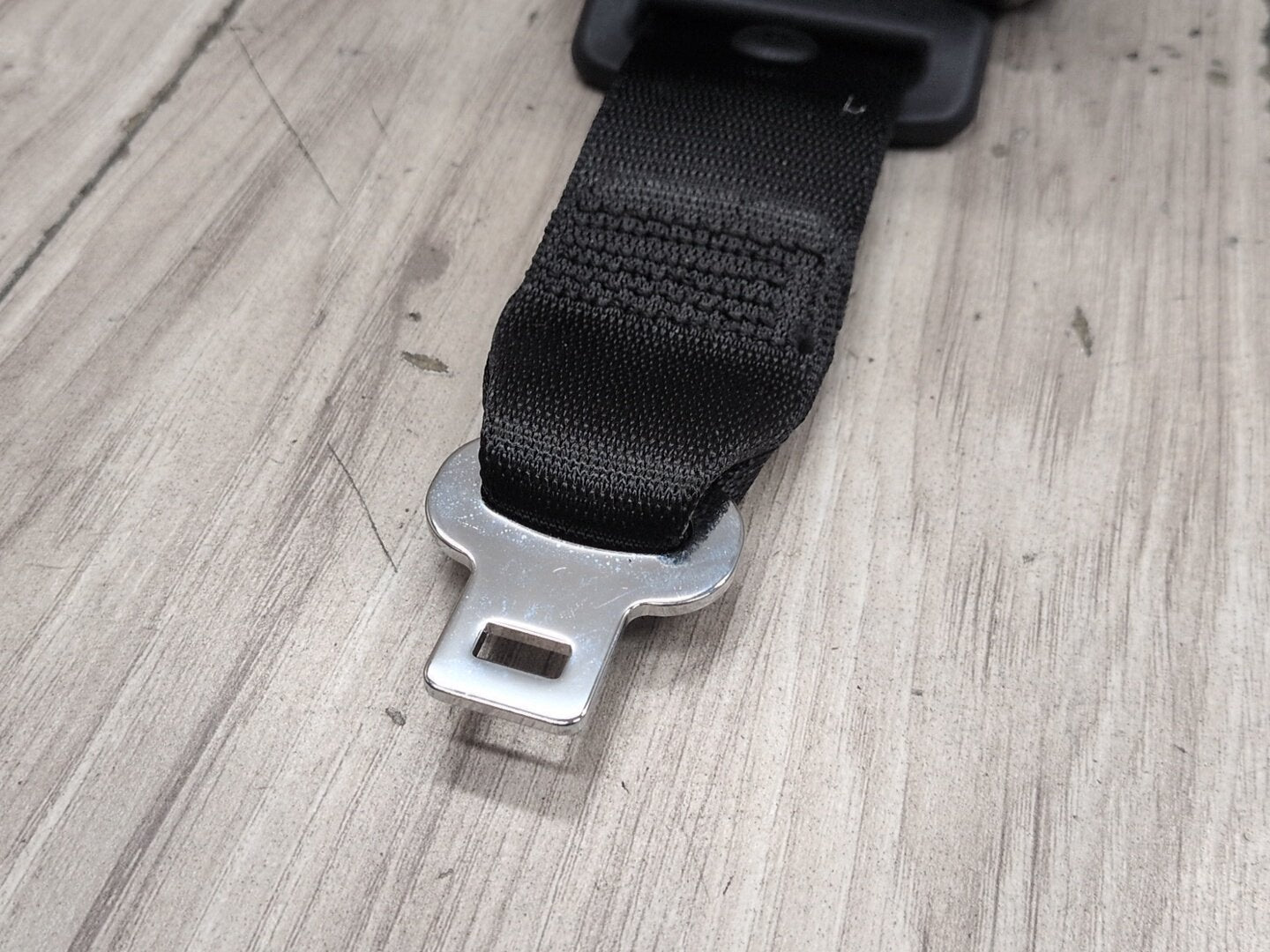 2019-2020 BMW M340i G20 Rear Middle Center Seatbelt Seat Belt Retractor 7496281