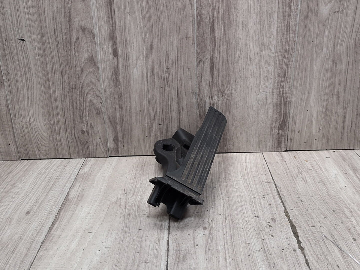 2015-2018 Audi Q3 8U Gas Accelarator Pedal 1K1723503BA OEM