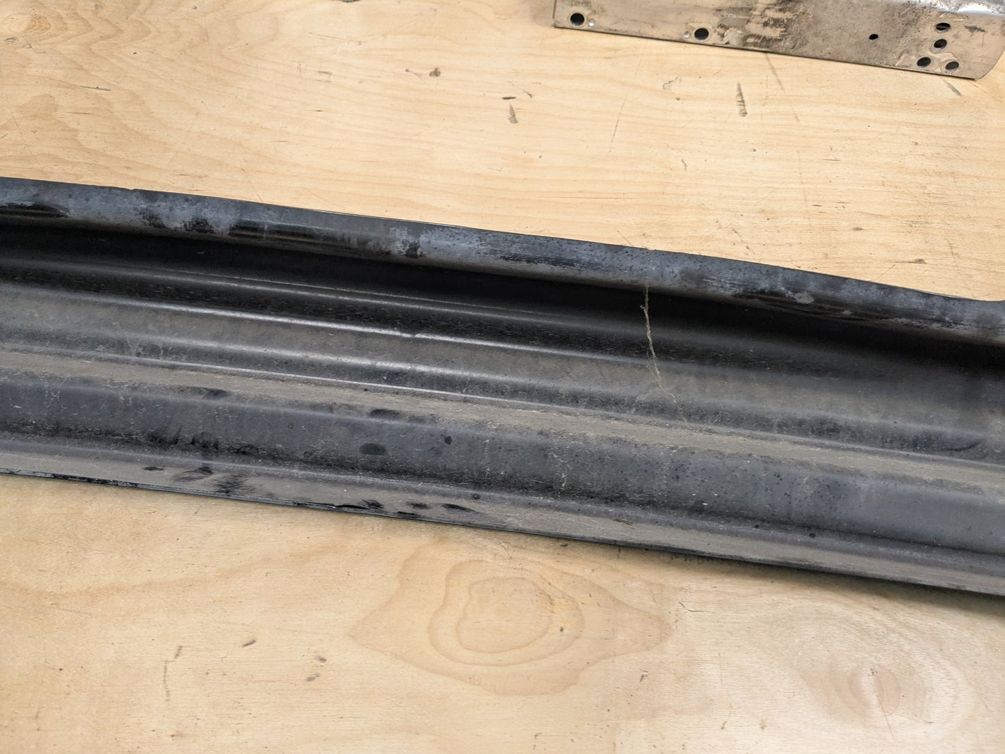 2010-2016 Audi S4 B8 Rear Bumper Reinforcement Rebar Bar 8K0807332A OEM