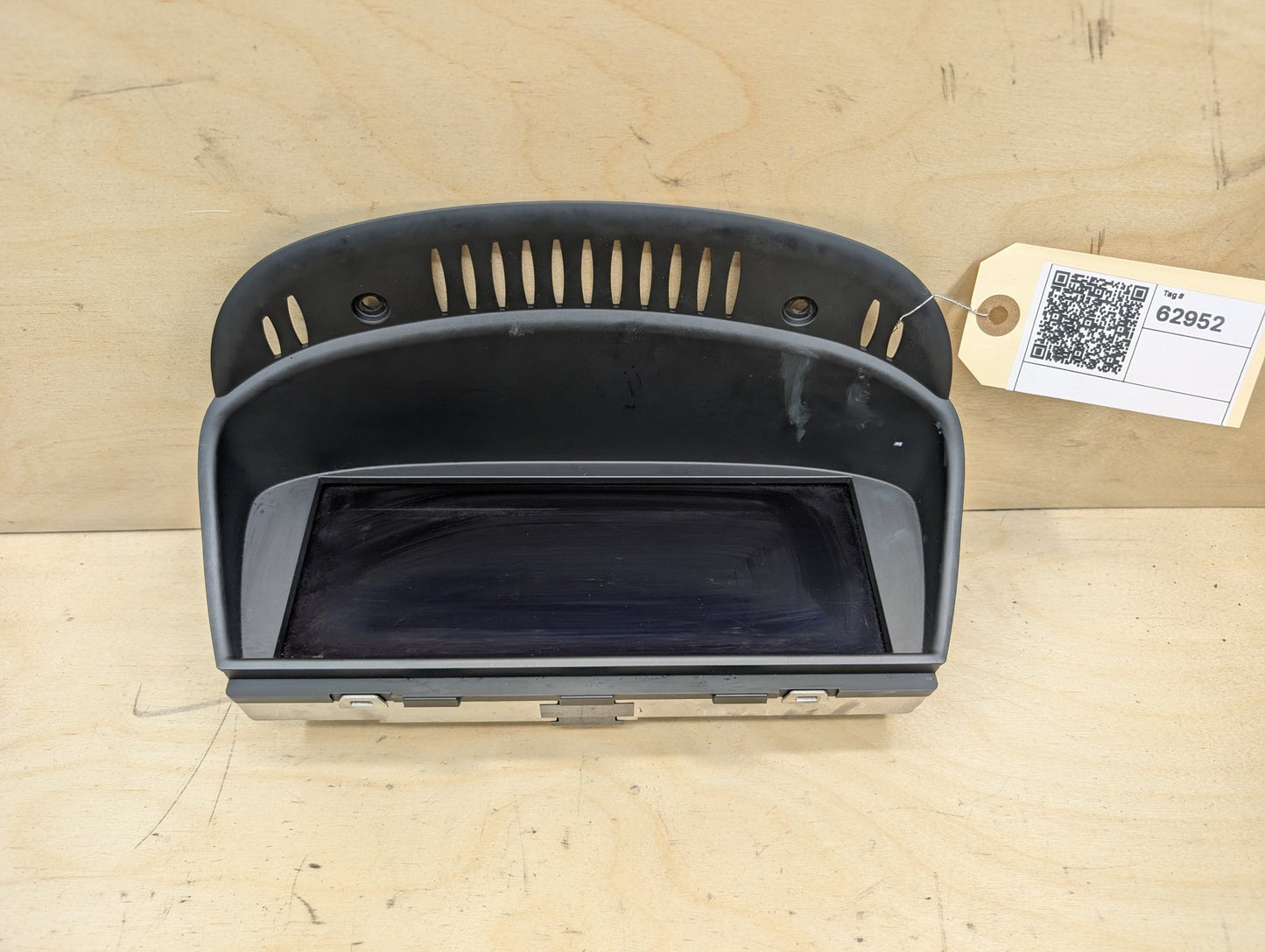 09-13 OEM BMW E90 E92 CIC Navigation Dash Information On-Board Monitor Screen