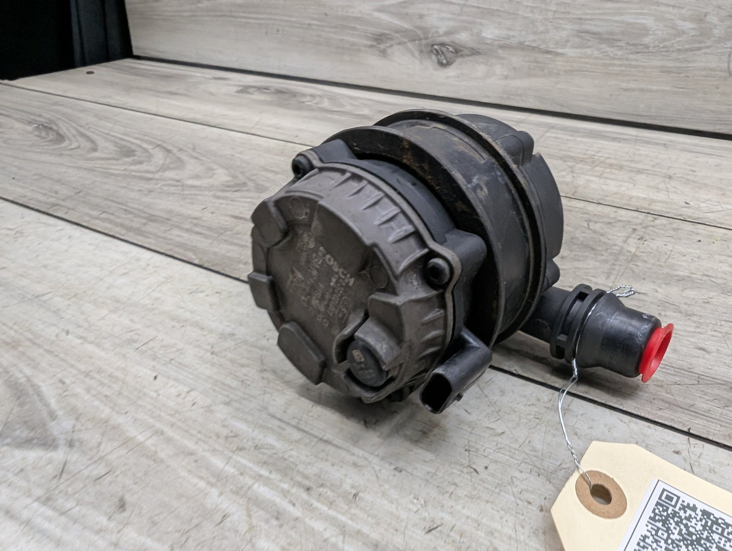 OEM BMW G01 G05 G20 G22 G26 Engine B46 B58 Auxiliary Electric Water Pump Cooling