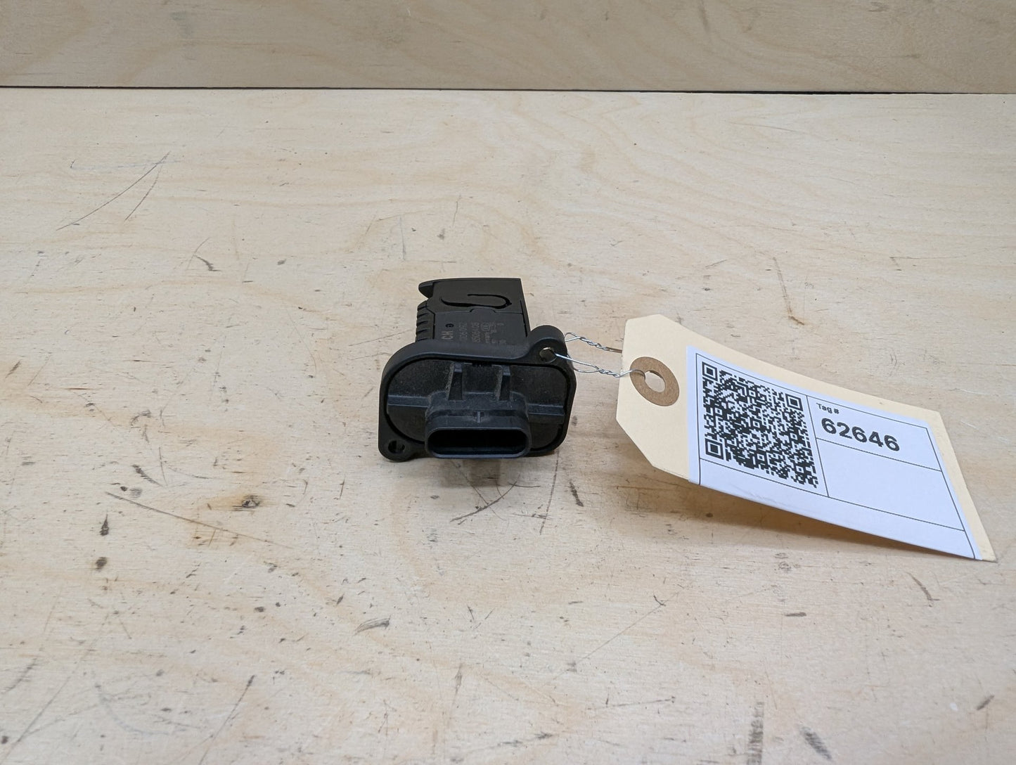 2012-2018 BMW 328i F30 Maf Air Flow Mass Sensor 8506408