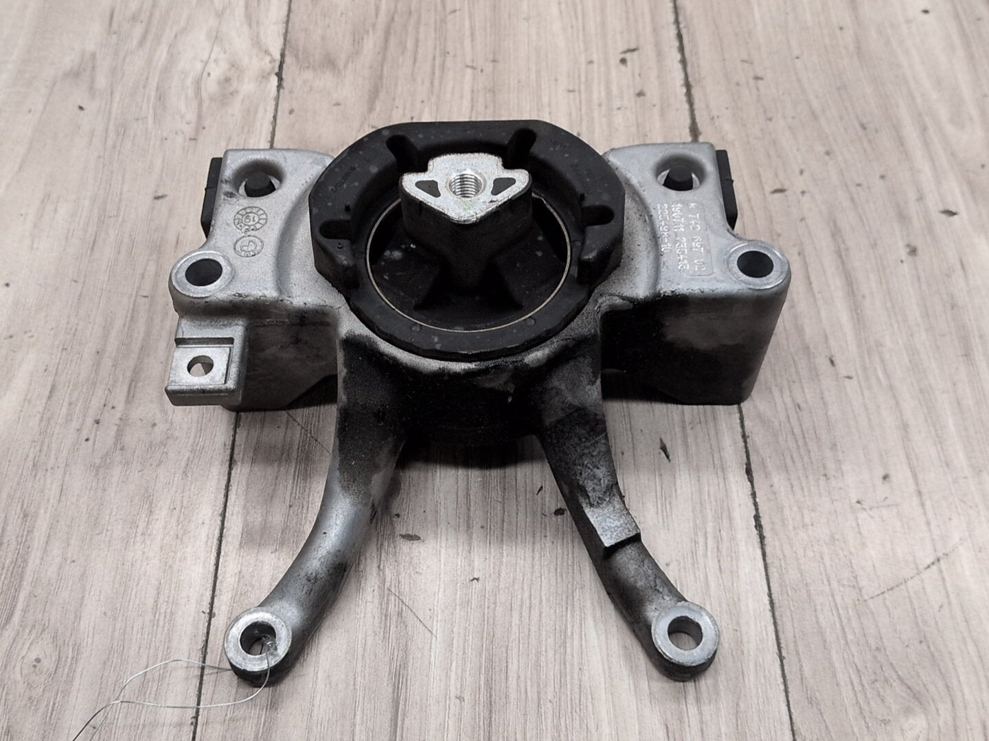 2019-2026 BMW 330i G20 Transmission Mount Bracket 6861567