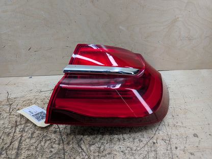 16-19 OEM BMW G11 G12 740 750 M760 B7 Rear Right Passenger Outer LED Tail Light