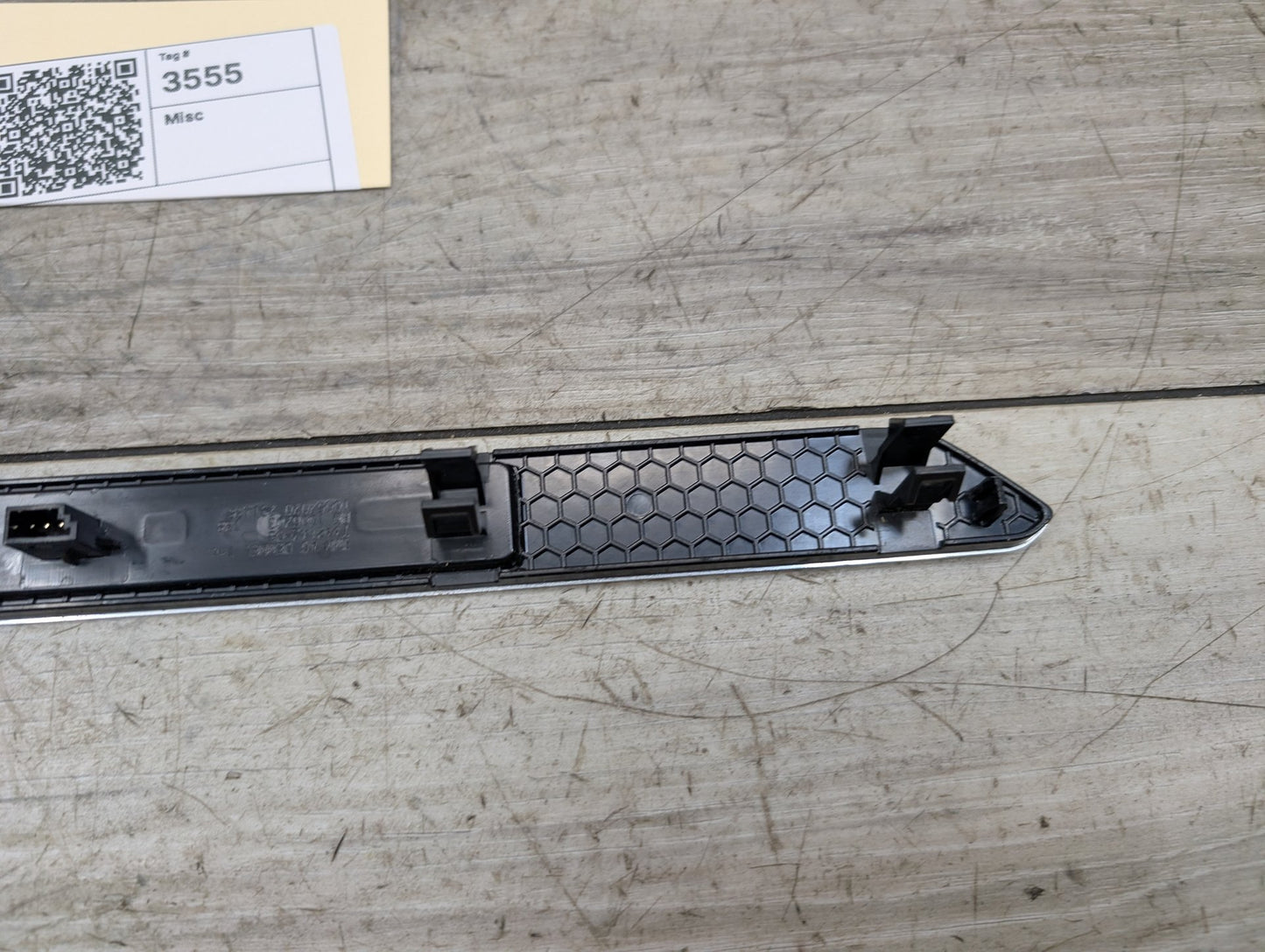 2019-2026 BMW X5 G05 Front Left or Right Scuff Plate Door Sill 7442142