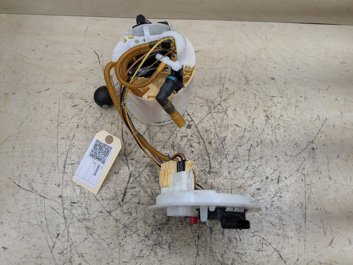 2016-2019 BMW 740Li G12 Fuel Gas Tank Sending Unit Assembly 7467710 OEM