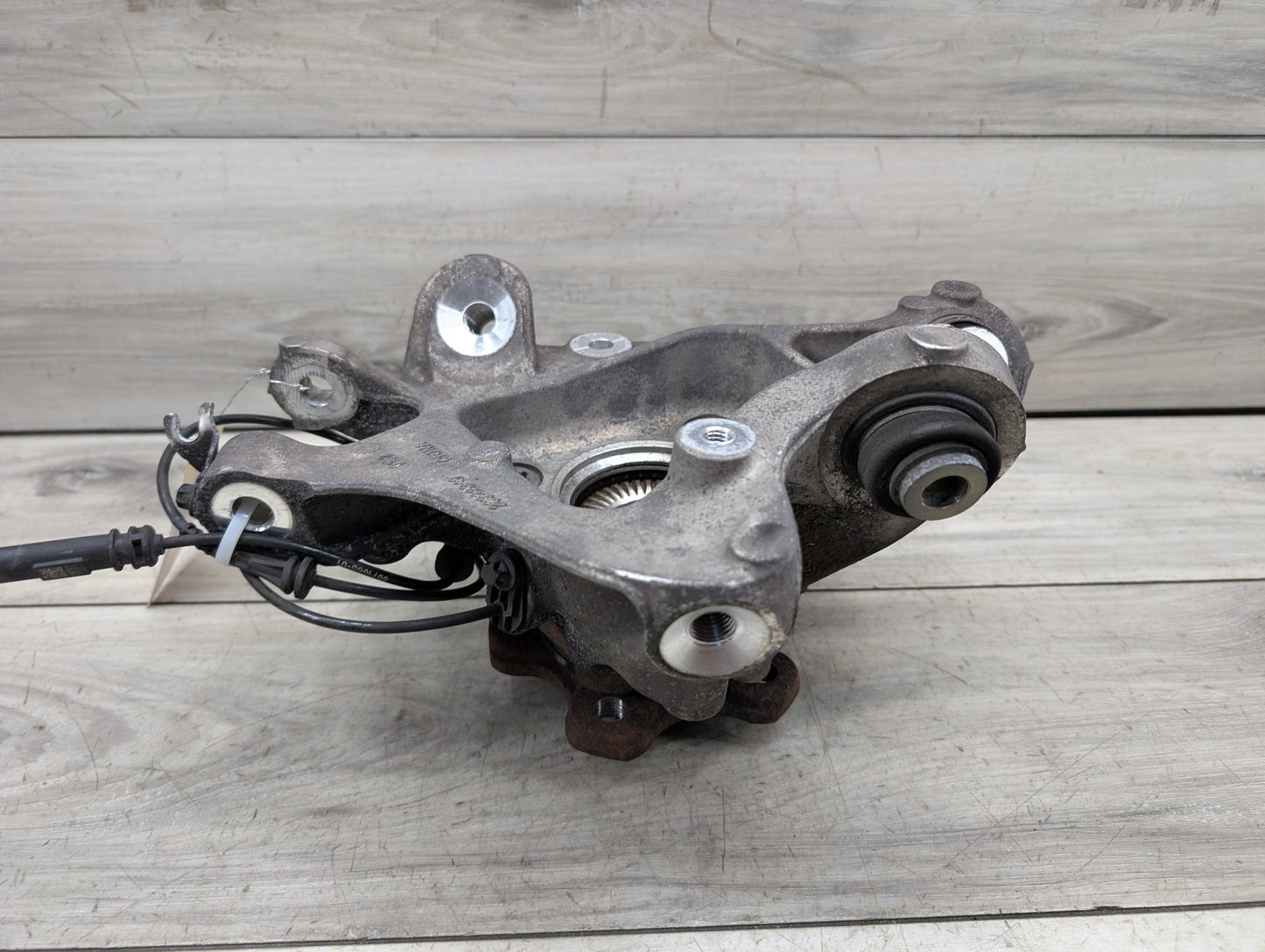 OEM BMW G01 X3 30i 30iX M40iX REAR Left Driver Knuckle Wheel Hub Spindle Bearing
