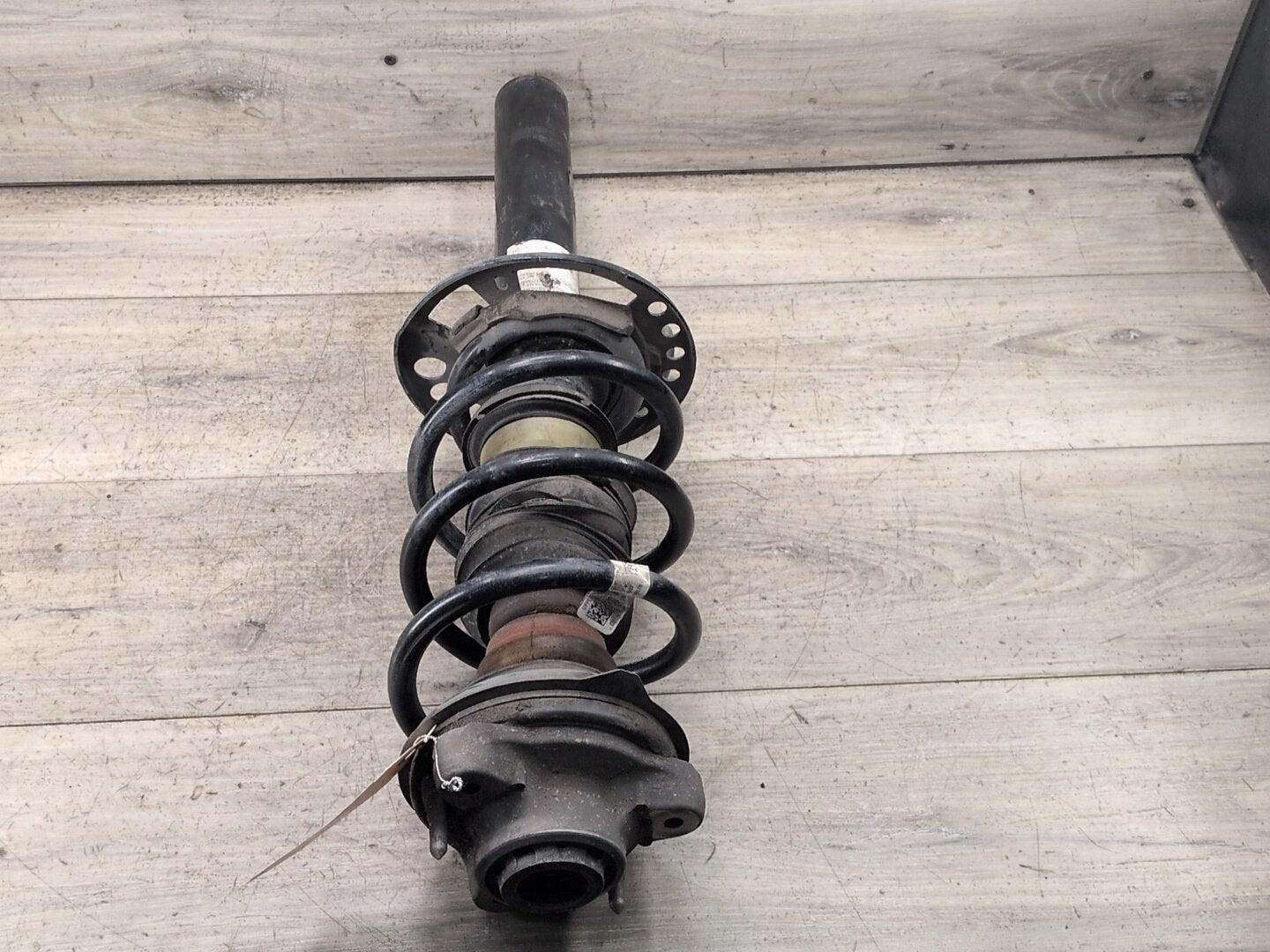18-25 OEM BMW G01 G02 X3 X4 M40iX Front Left Driver Spring Strut Shock 6880605