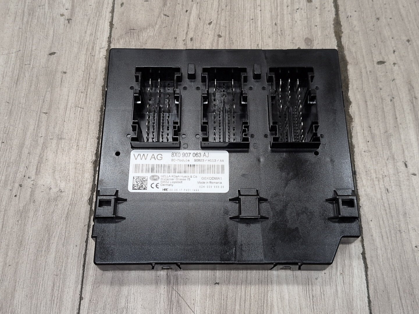 2015-2018 Audi Q3 8U BCM Body Control Module 8X0907063AJ