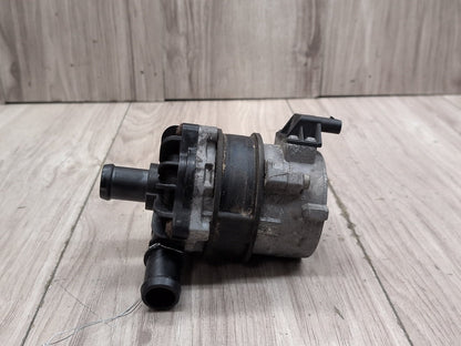 2008 - 2017 Audi S5 8T Engine Motor Cooling Auxiliary Water Pump 8K0965567