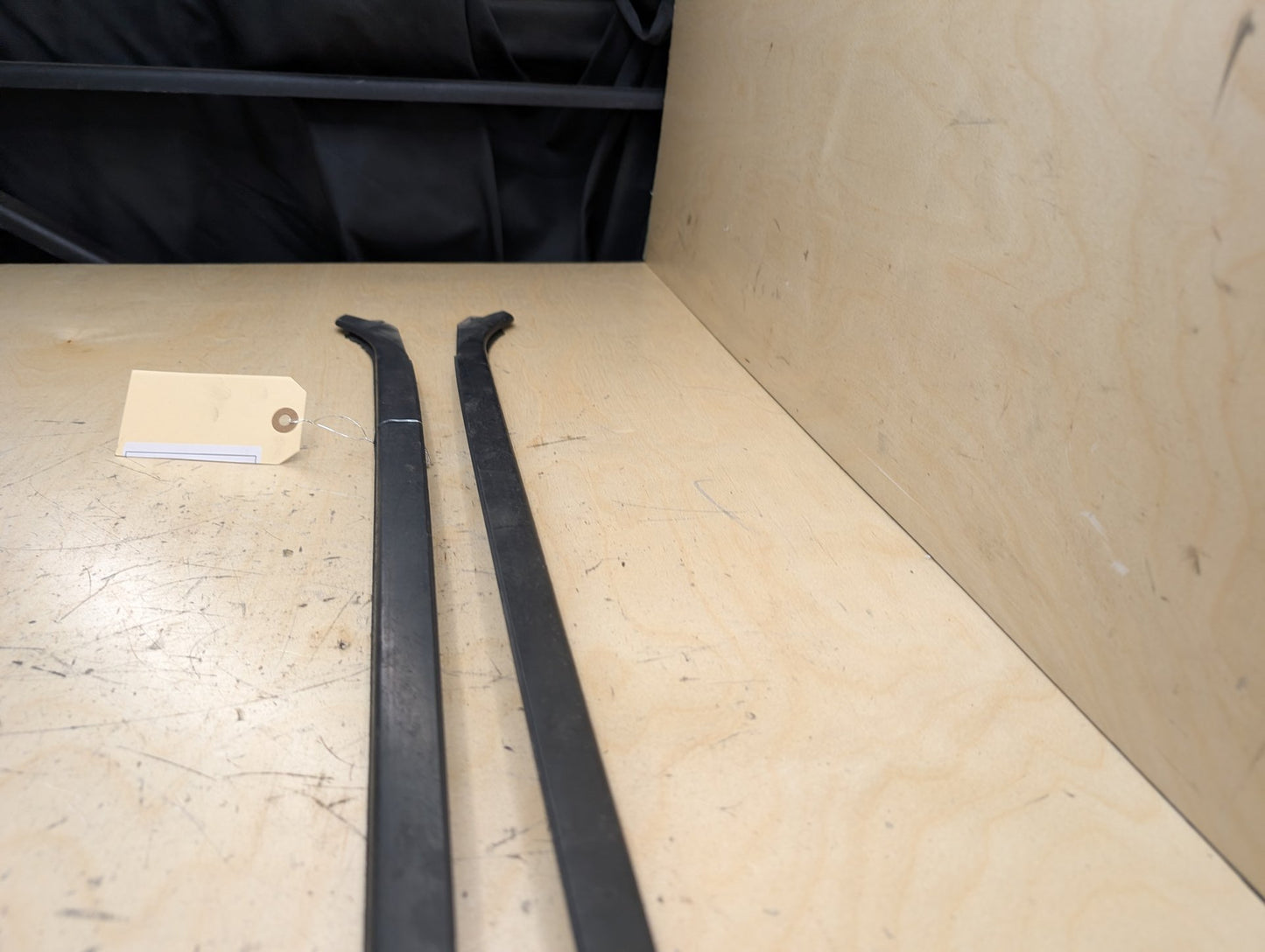 2012-2018 BMW 328i F30 Front Left Right Side Windshield Drip Trim Molding SET 7258188
