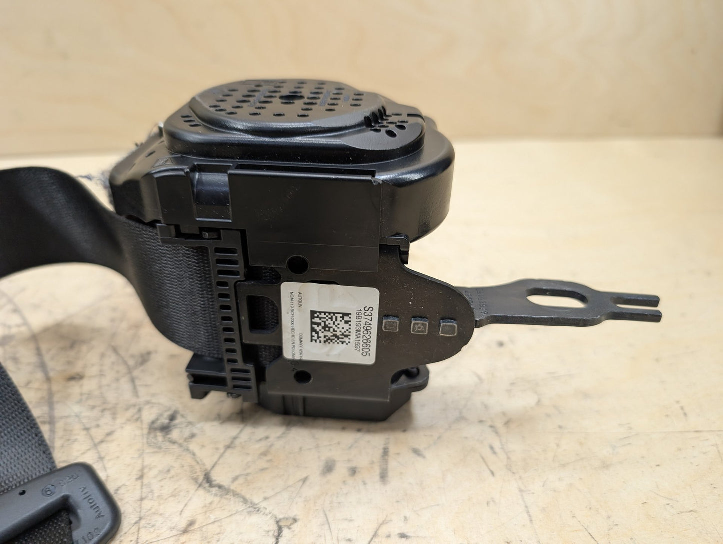 19-24 OEM BMW G20 G80 330 M340 M3 Rear Left Right Seat Belt Seatbelt Retractor