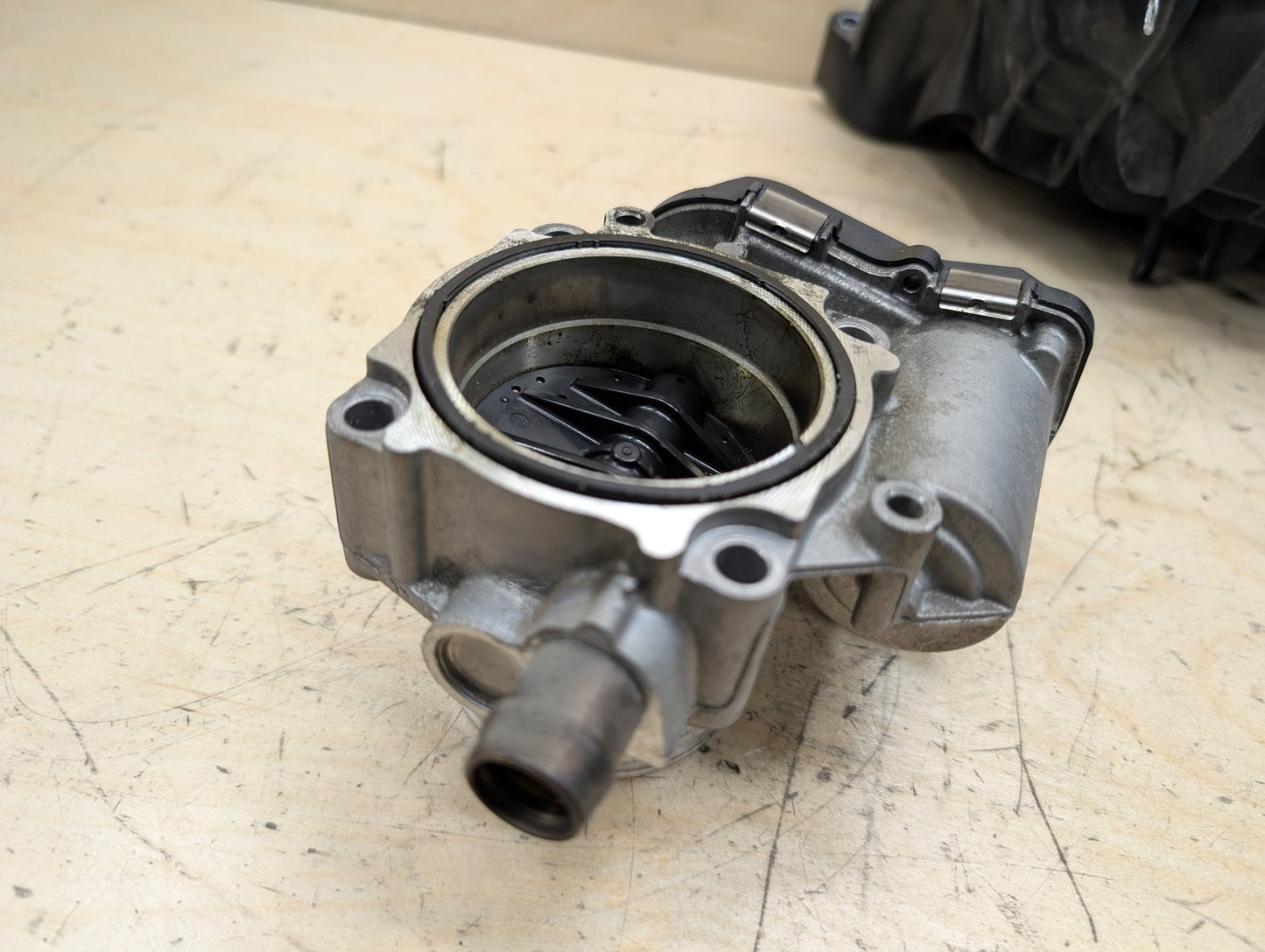 2012-2018 BMW 328i F30- Engine Motor Intake Manifold W/ Throttle Body & Sensor PN: 7588126