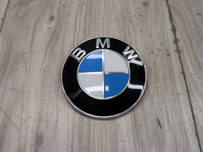 OEM BMW G01 G05 G30 G45 G60 G90 X3 X5 Hood Trunk Emblem Badge Symbol Logo 82mm