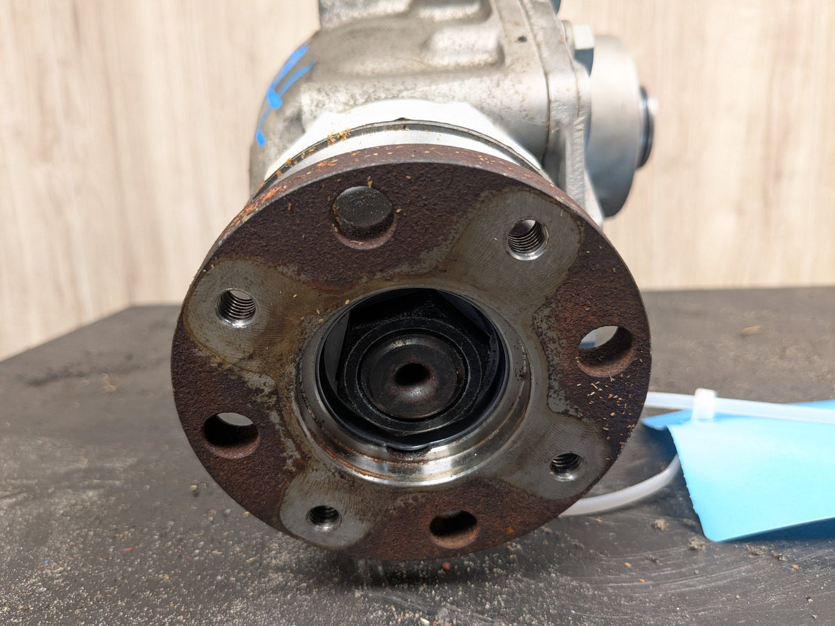 16-21 OEM BMW G30 G12 750 M550 AWD Front Differential Axle Carrier 2.81 Ratio