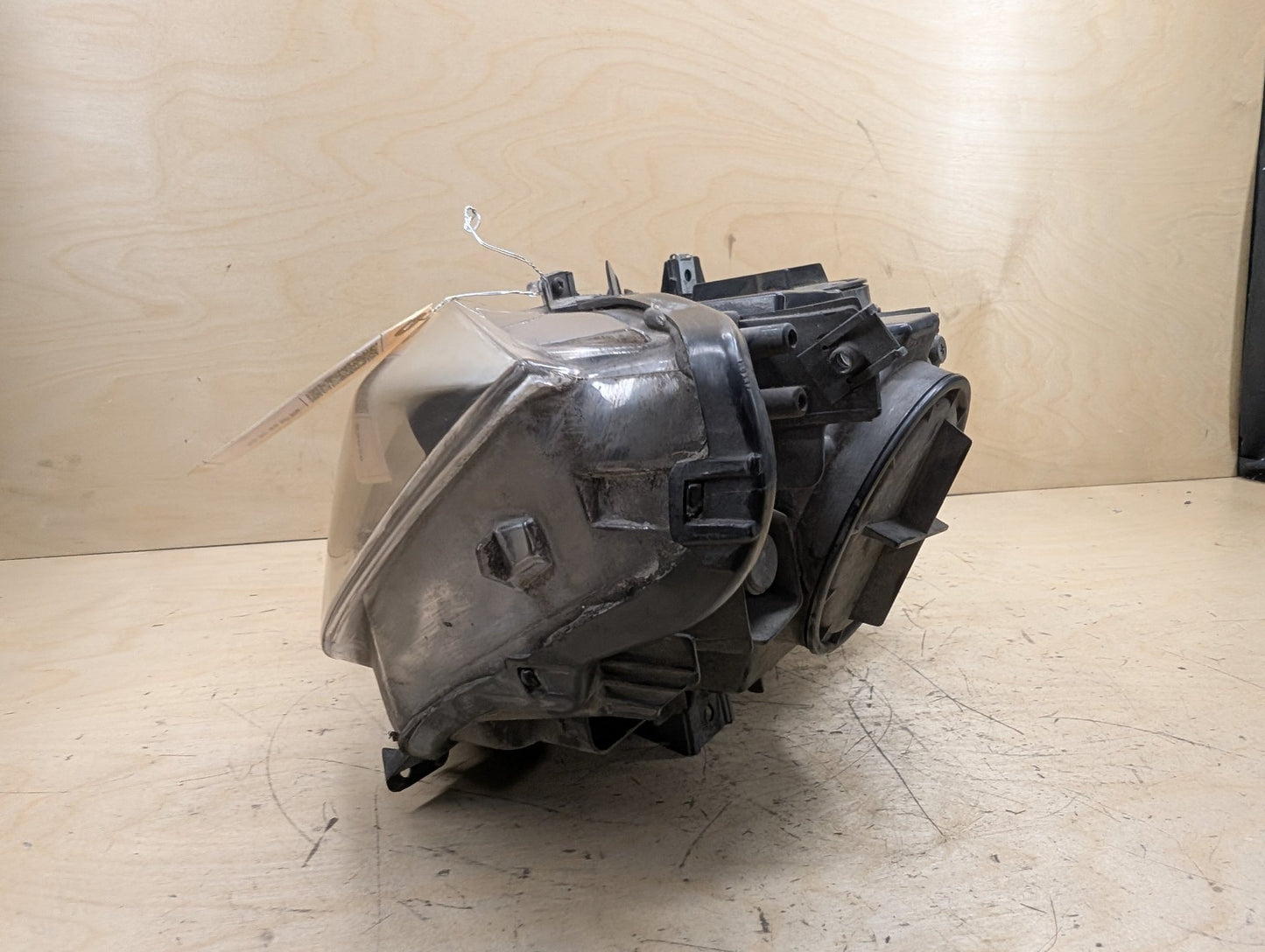 2012-2018 BMW 320i F30 - Front Left Driver Headlight PN: 7338709