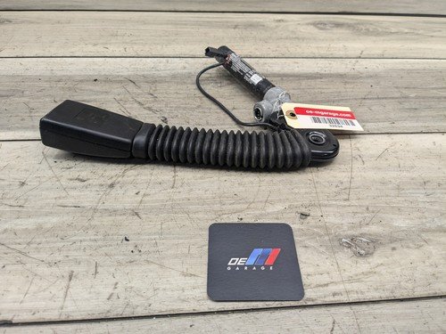 OEM BMW F01 F02 F10 PRE LCI Front Right Passenger Seatbelt Seat Belt Buckle