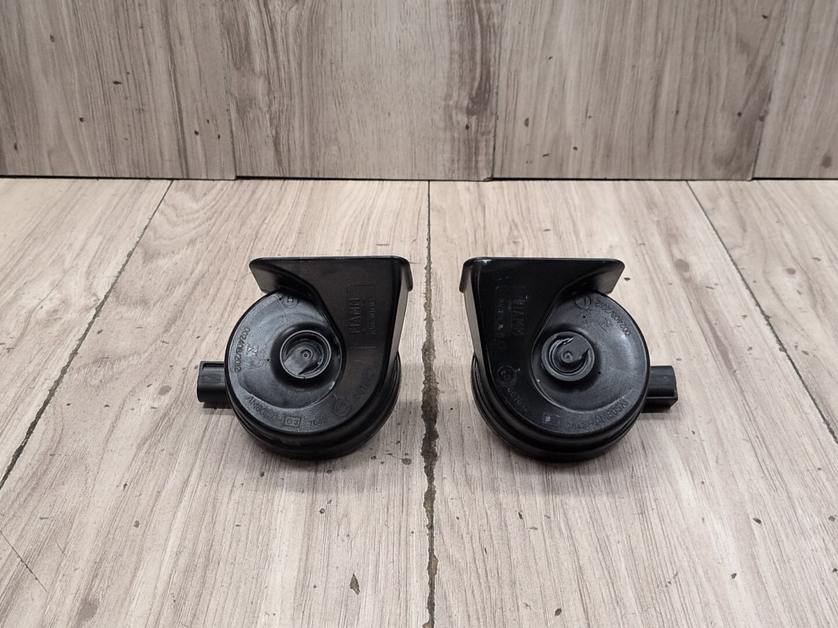 2019-2026 BMW M340i G20 Alarm Horns SET 7492206 OEM