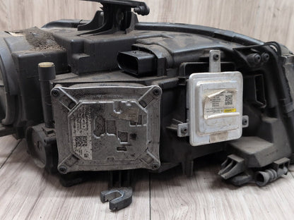 2009-2012 Audi S4 B8 Front Left Driver Halogen Headlight 8K0941003R OEM