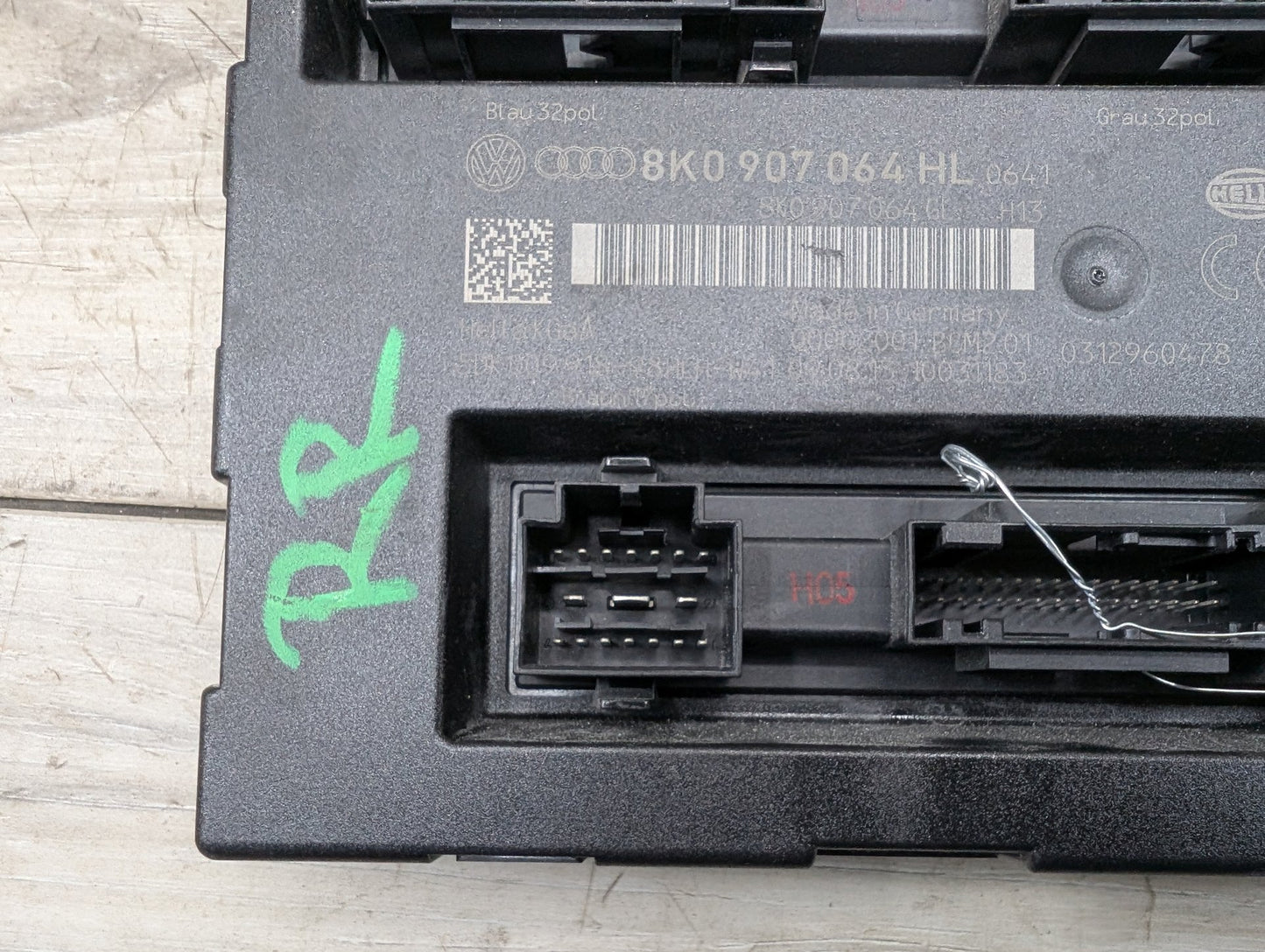 2009 - 2017 Audi Q5 8R BCM Body Control Module 8K0907064HL EA888