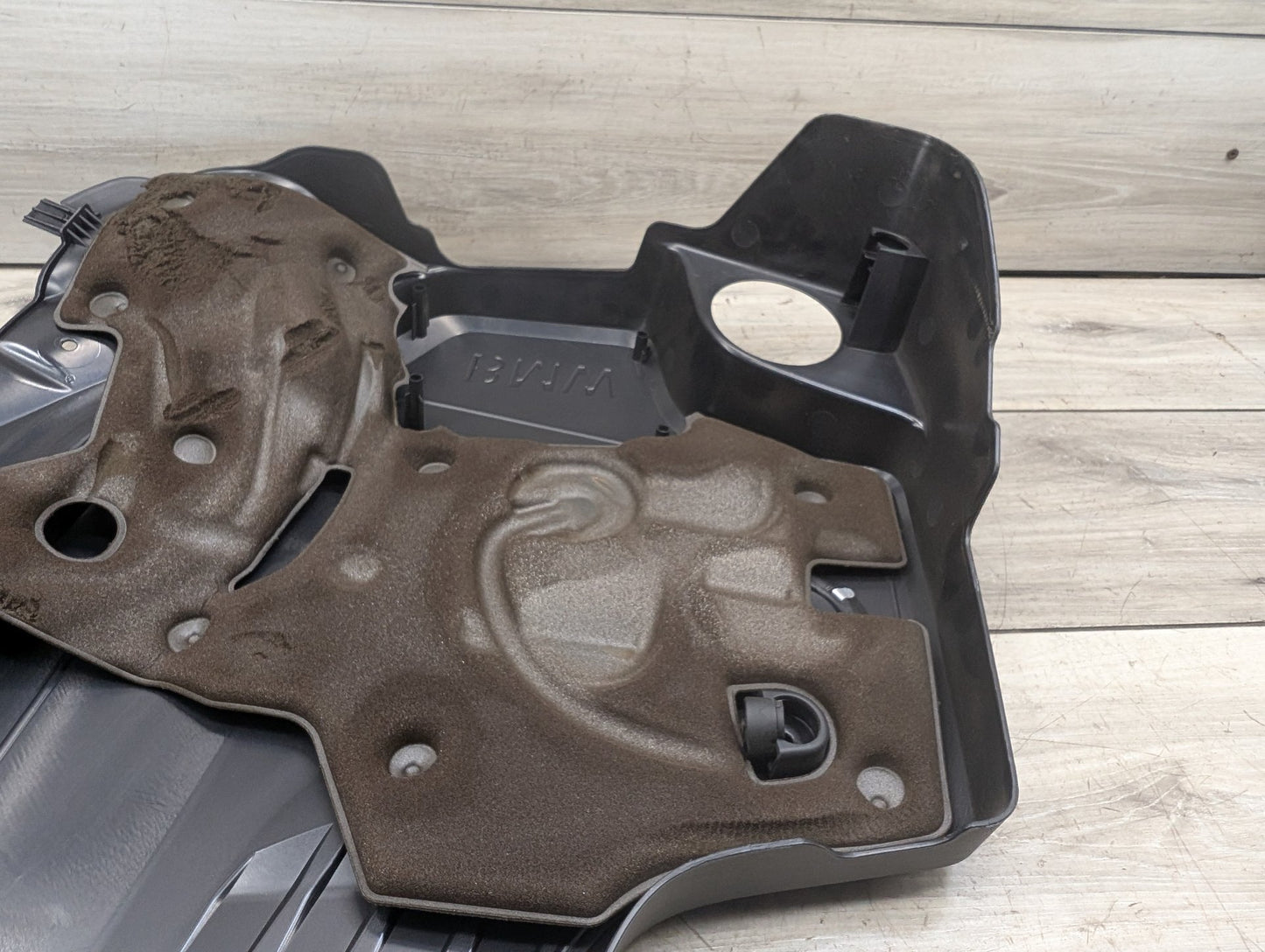 2011 - 2016 BMW 528i F10 Engine Cover 7644092 N20B20O0