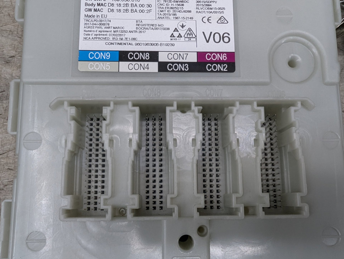 2018-2024 BMW X3 G01 Bdc Body Domain Fem Control Module w/ Key 9436418