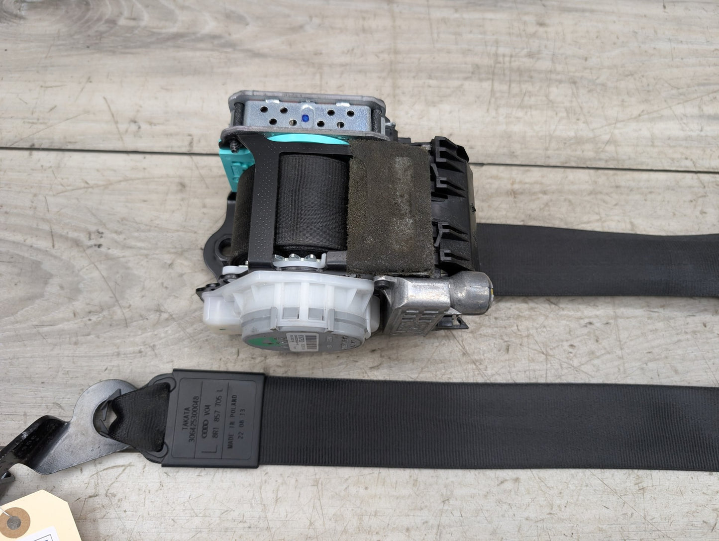 2009 - 2017 Audi Q5 8R Front Left Driver Seatbelt Seat Belt Retractor 8R1857705L EA888