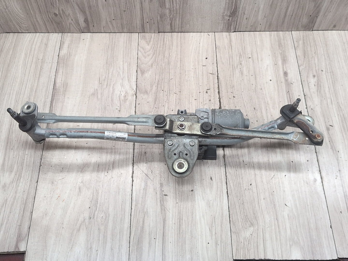 2015-2018 Audi Q3 8U Front Windshield Wiper Motor 8U1955119 OEM
