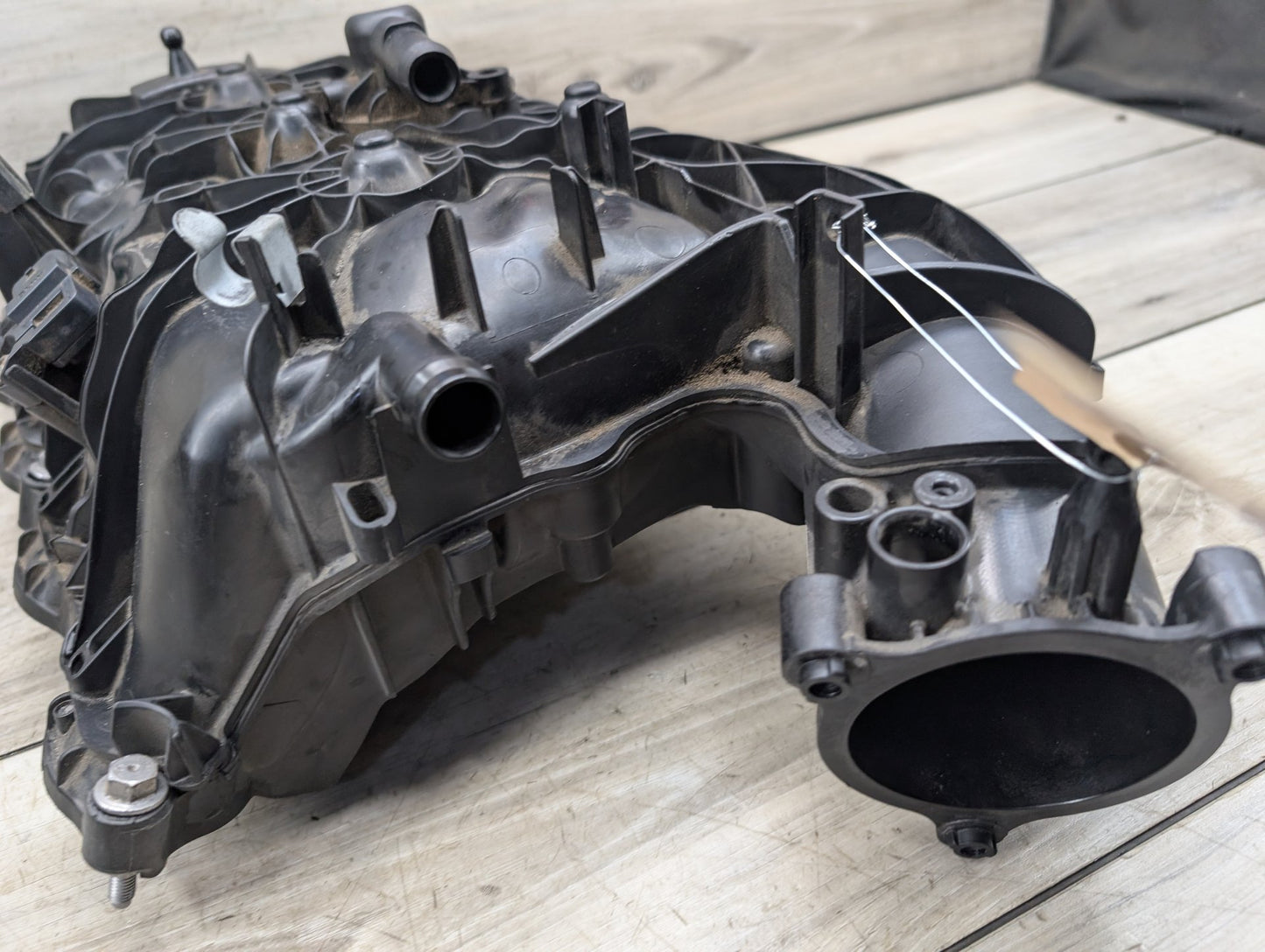 18-24 OEM BMW G01 G20 G22 G23 G26 G30 330 430 530 X3 Engine B46 Intake Manifold
