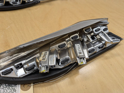 21-25 OEM BMW G22 G23 G26 430 M440 Left Right Side Center Console Black PAIR