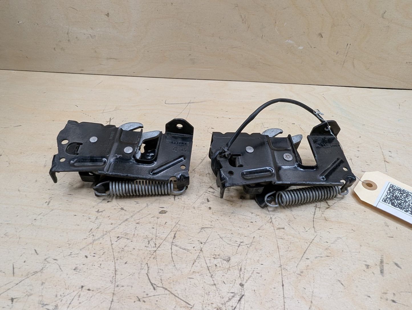 OEM BMW F22 F30 F32 F36 F80 F82 F87 M4 Hood Safety Catch Lock Latch Bracket SET