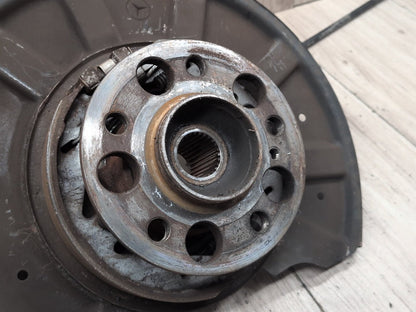 2009-2012 Mercedes-Benz E550 W212 Rear Left Driver Spindle Knuckle A2123502108