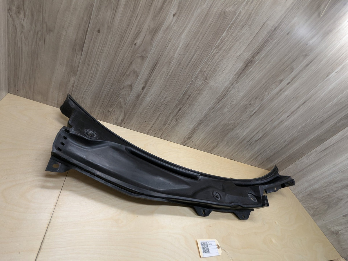 2009-2011 Mercedes-Benz SLK-Class R171 Front Windshield Cowl Vent Grill Cover