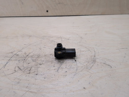 2007-2013 BMW 328i E93 Manifold Absolute Pressure (MAP) Sensor 7542623 OEM