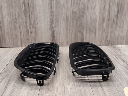 2011 - 2016 BMW 535i F10 Front Left Right Upper Bumper Cover Kidney Grilles SET 7412323 N55B30A