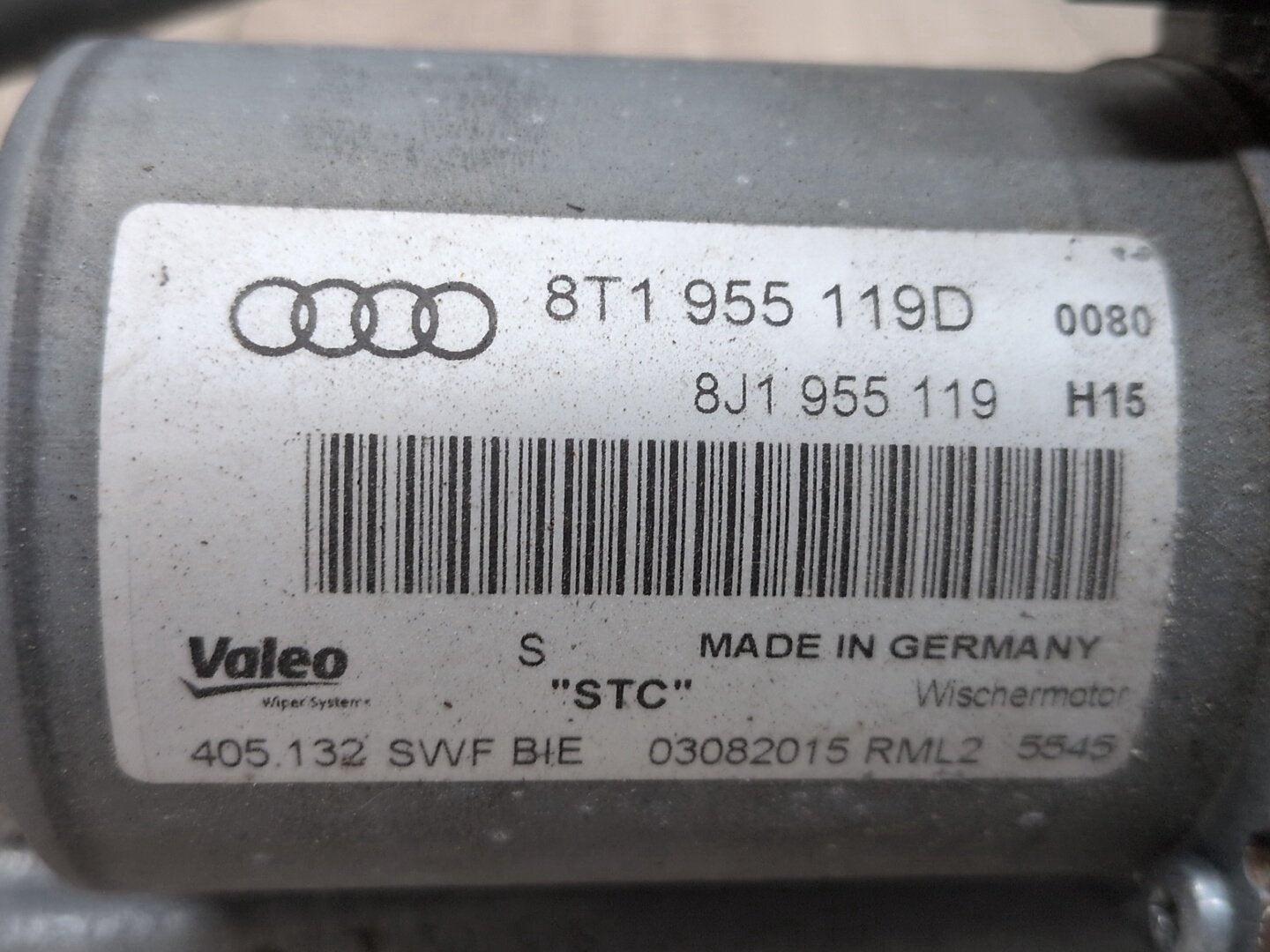 2013 - 2017 Audi S5 8T Front Windshield Wiper Motor 8T1955119D CTUB