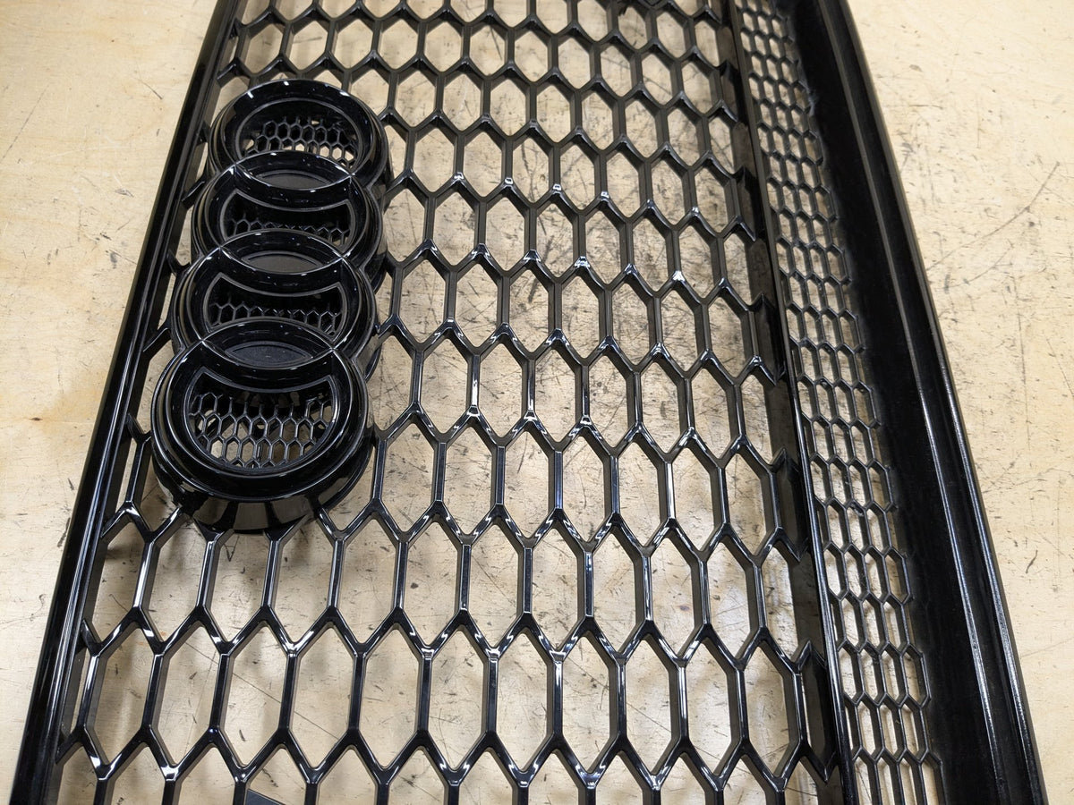 2012-2018 Audi A6 C7 Front Middle Center Bumper Cover Grille 4G0853651AG OEM