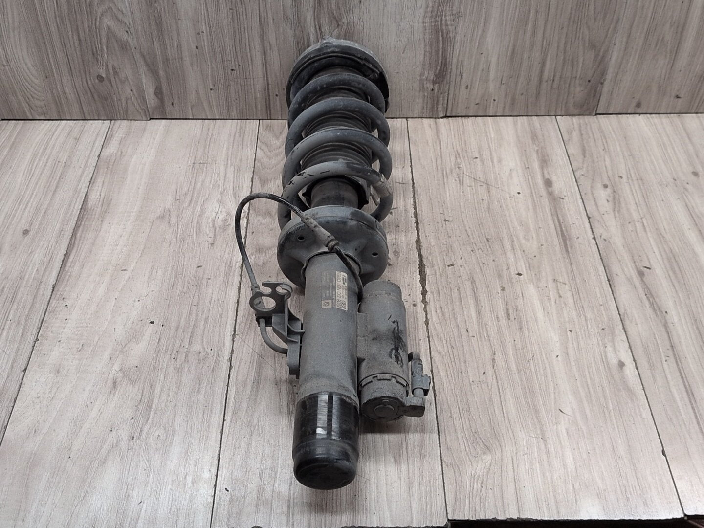 17-23 OEM BMW G30 M550iX Front Right Passenger Spring Strut Shock Absorber VDC