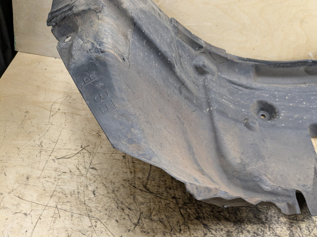 2008-2013 BMW 135i E88 Front Right Passenger Fender Liner Splash Guard 7166244