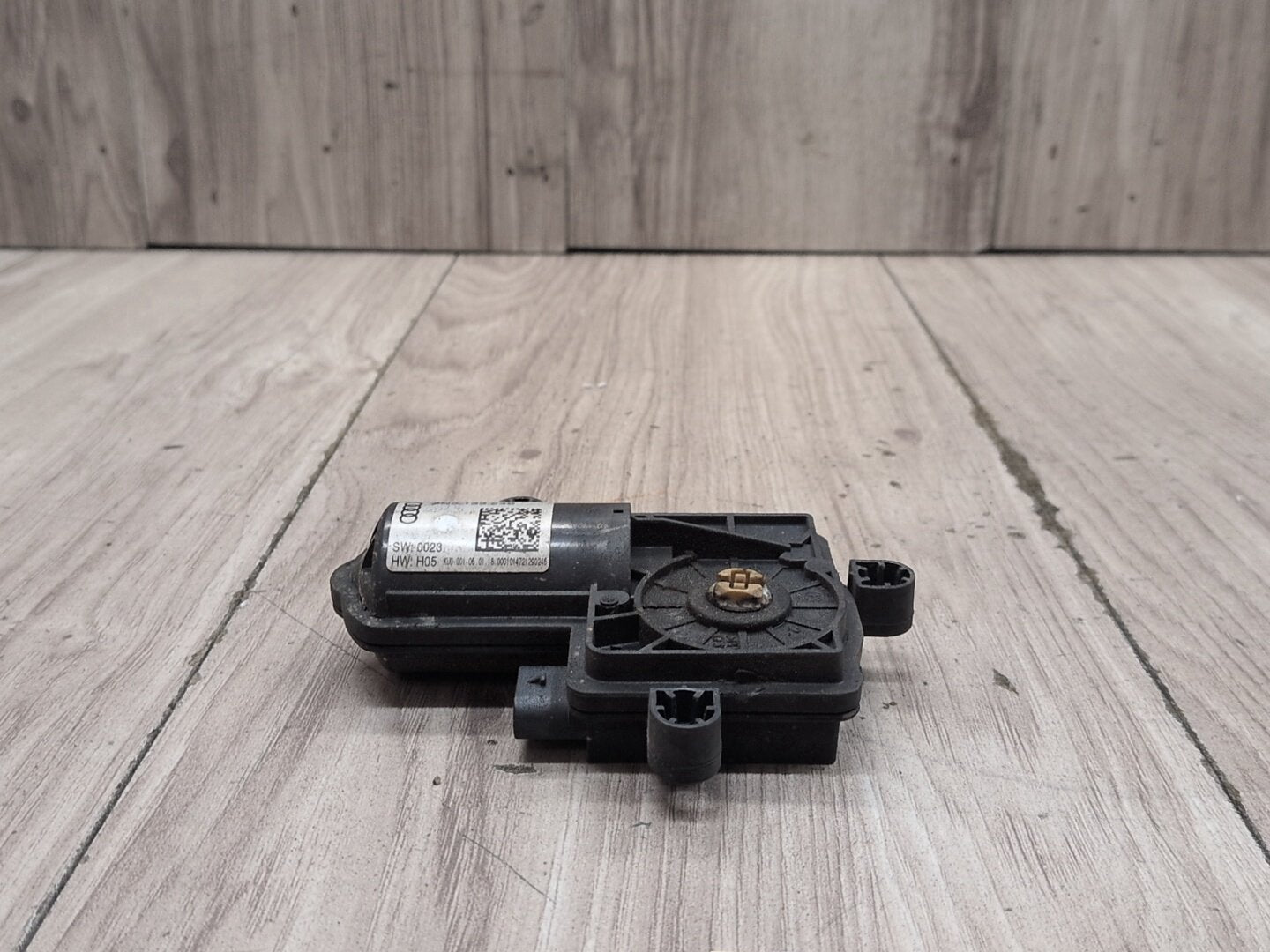 2018-2023 Audi S4 B9 Muffler Exhaust Flap Actuator 4N0133246
