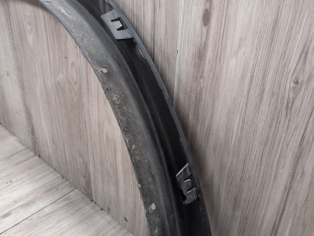 2007-2013 BMW X5 E70 Rear Right Passenger Fender Flare Arch Trim Molding 7163558