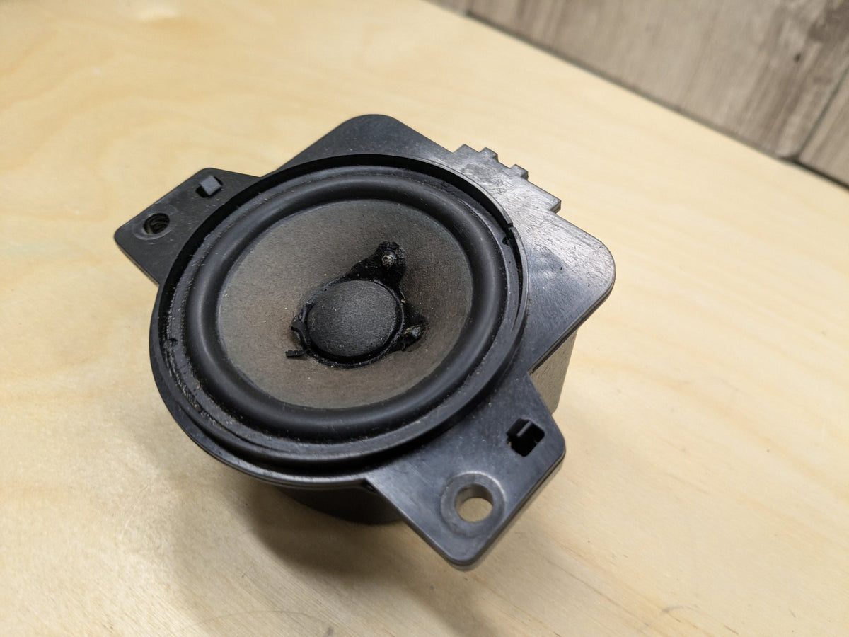 2009-2011 Mercedes-Benz SLK-Class R171 Speaker A1718201002 OEM